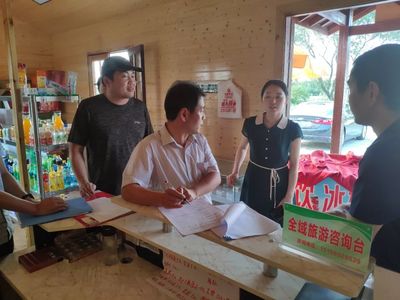 巢湖市商務(wù)局蒞臨我鎮(zhèn)指導(dǎo)電商扶貧工作，助力鄉(xiāng)村振興與旅游咨詢?nèi)诤习l(fā)展